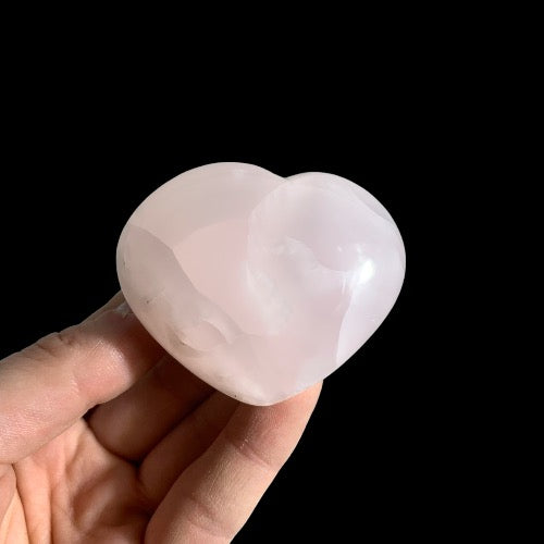 mangano calcite heart 3